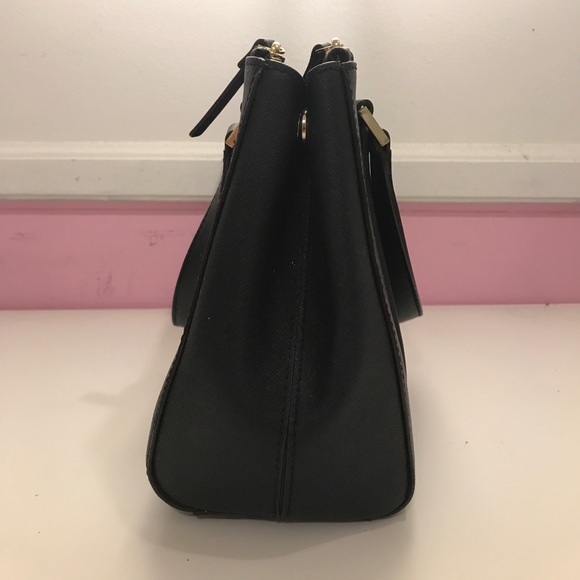 Kate Spade Medium Satchel/Crossbody - Picture 2 of 7